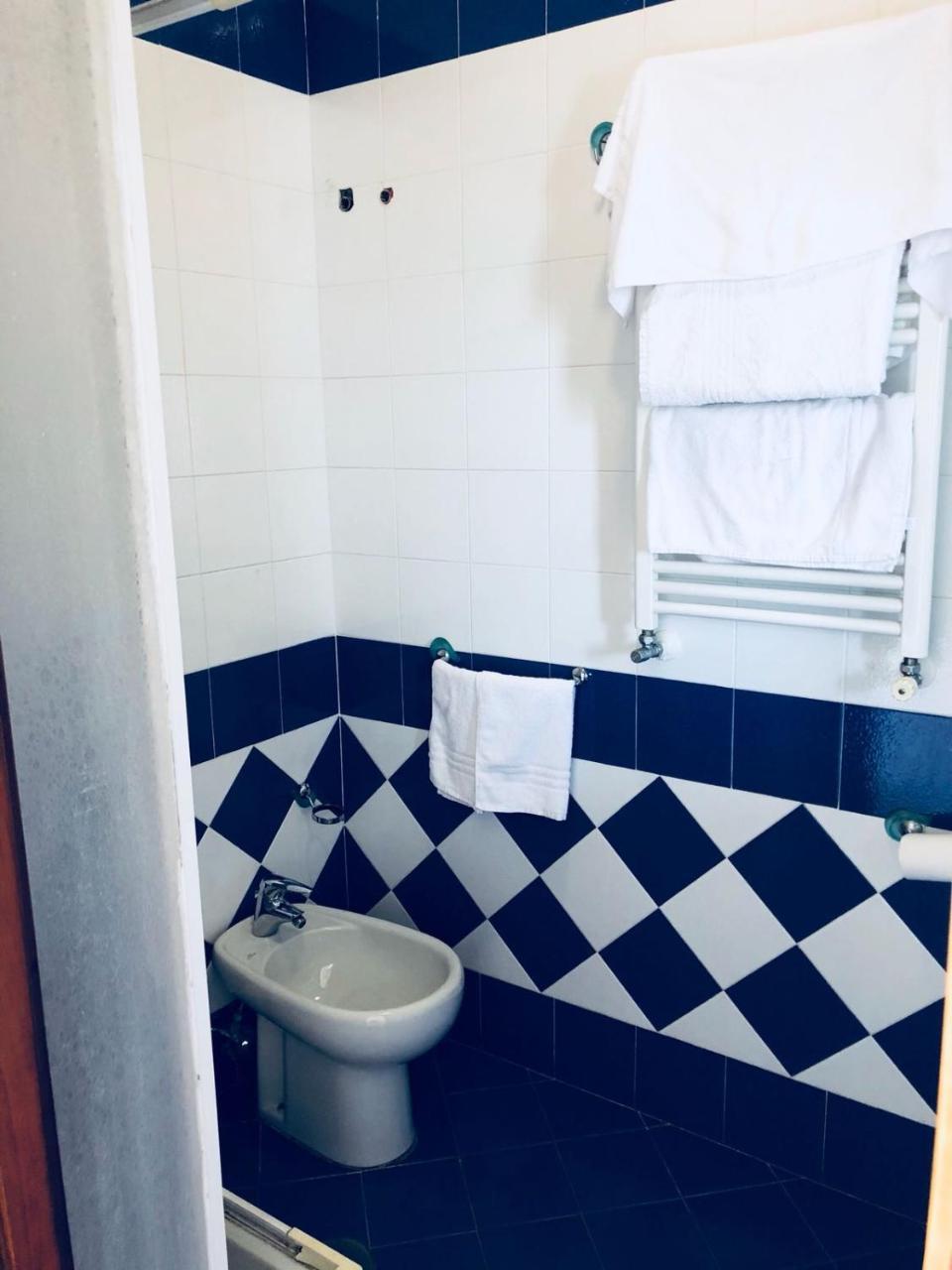 Hotel Elisabetta カステッランマーレ・ディ・スタービア エクステリア 写真
