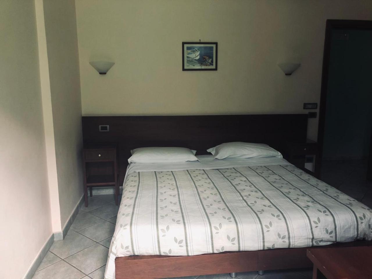 Hotel Elisabetta カステッランマーレ・ディ・スタービア エクステリア 写真