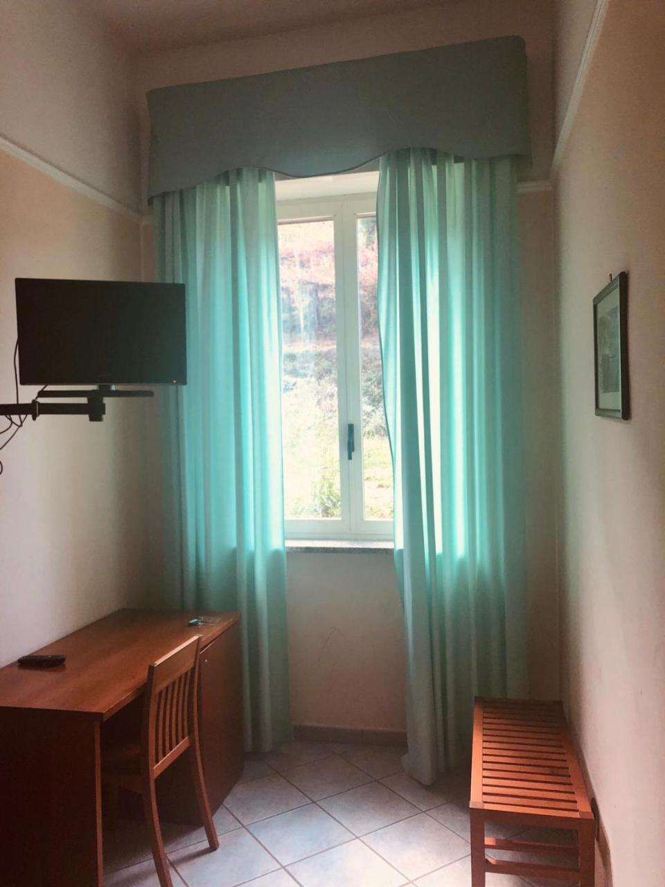 Hotel Elisabetta カステッランマーレ・ディ・スタービア エクステリア 写真